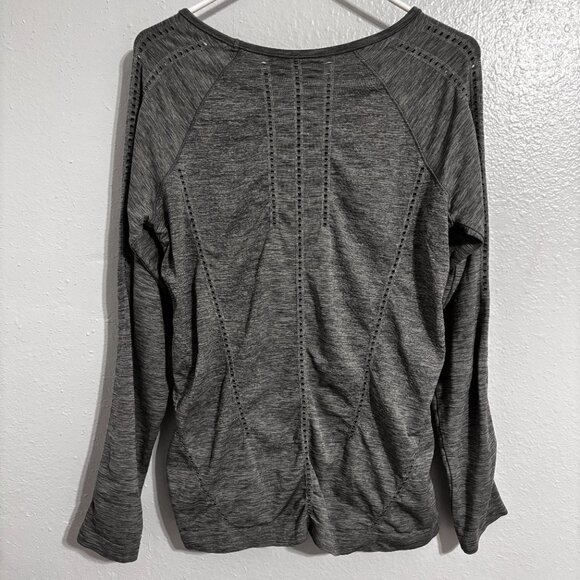 Athleta Gray Long Sleeve Perforated Top Medium Lightweight Activewear Stretchy - Picture 6 of 10
